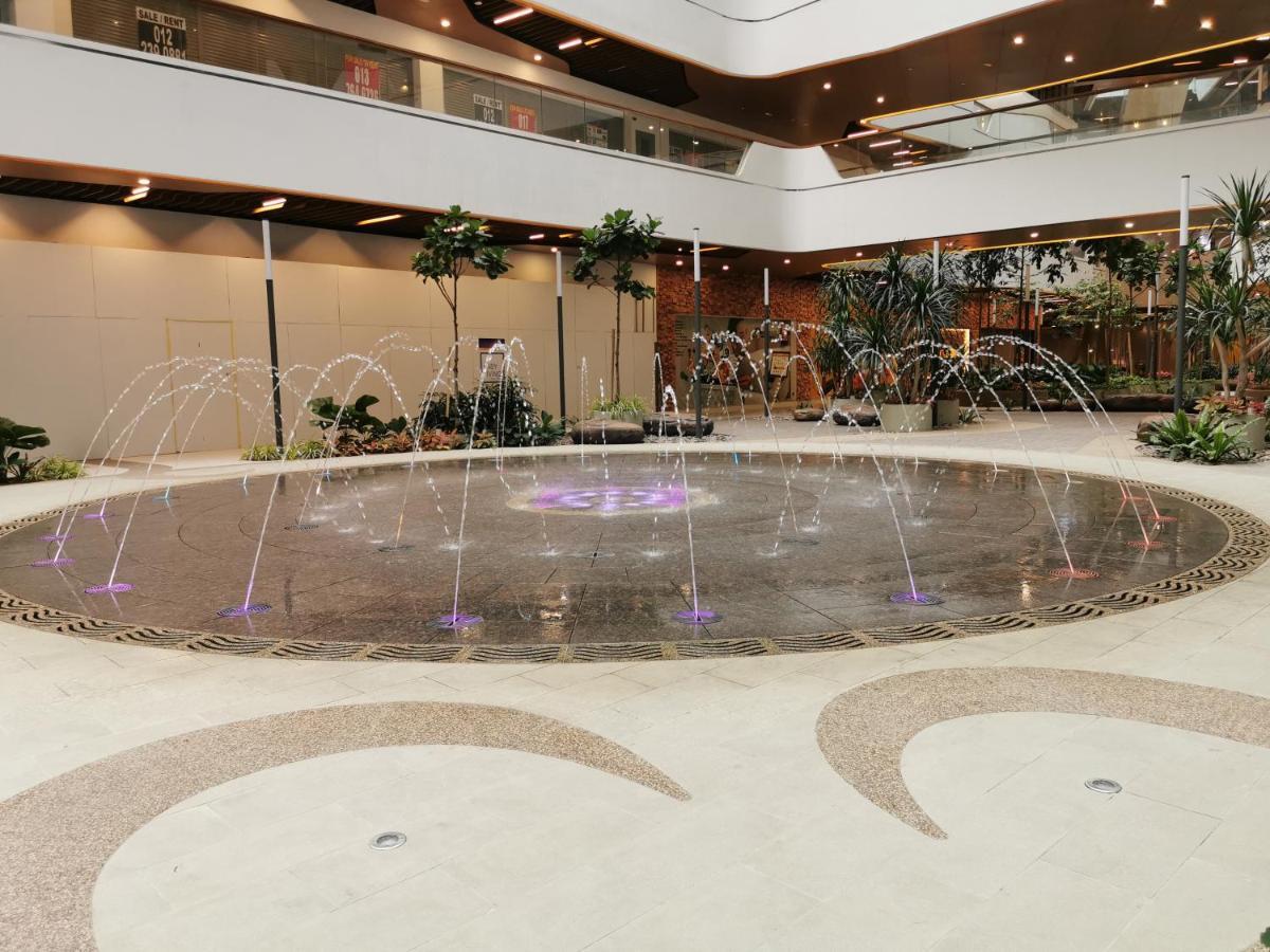 Revo At Aurora Place: Pavilion 2 Near Axiata Arena Kuala Lumpur