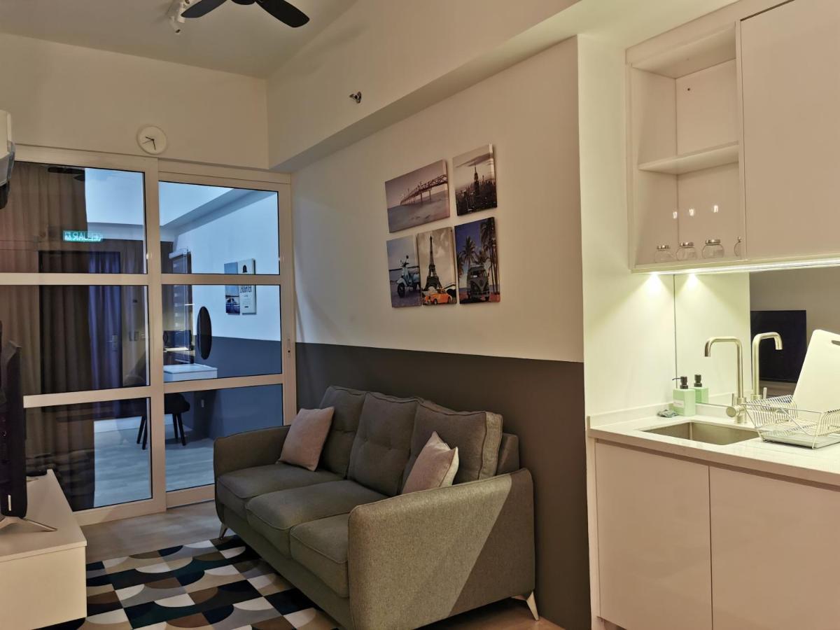 Revo At Aurora Place, Pavilion 2, 5 Minutes To Axiata Arena Bukit Jalil Free Wifi By De Harlequins *